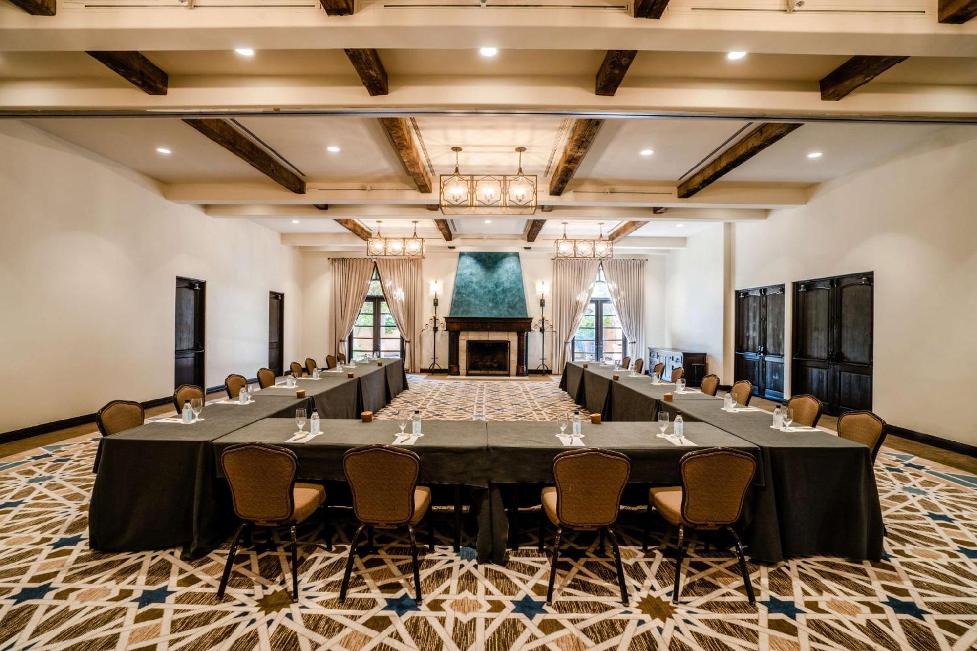 Royal Palms Resort And Spa, Part Of Hyatt Phoenix Exterior photo