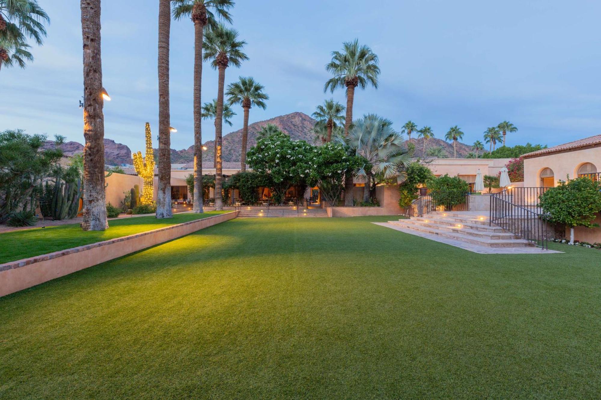Royal Palms Resort And Spa, Part Of Hyatt Phoenix Exterior photo