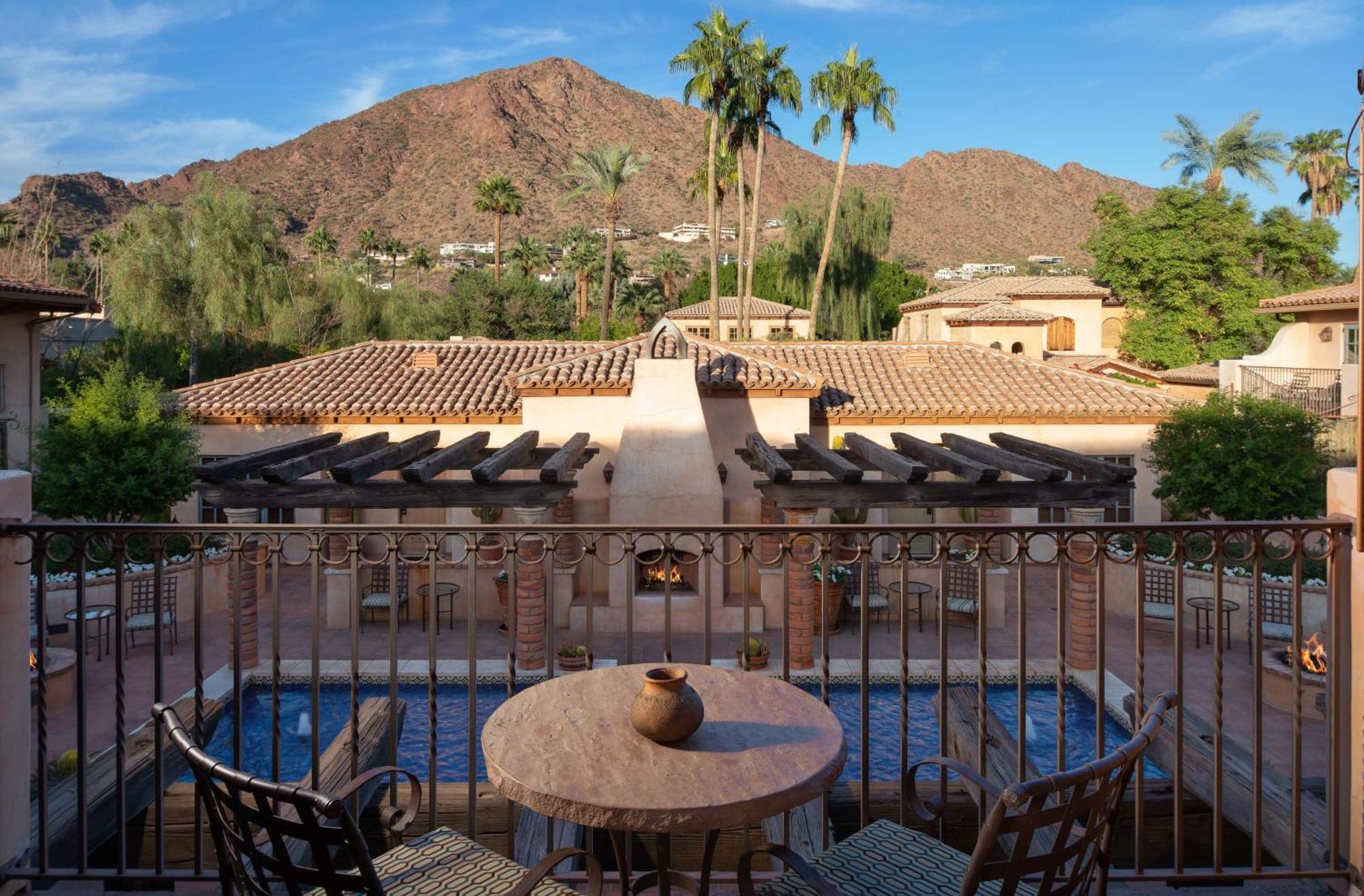 Royal Palms Resort And Spa, Part Of Hyatt Phoenix Exterior photo